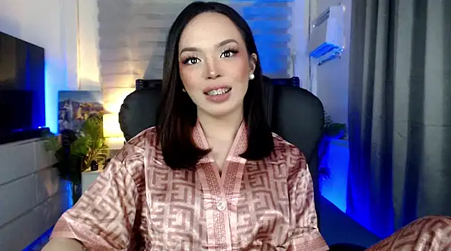 SweetCheska19 online show from 5, 3, 2025