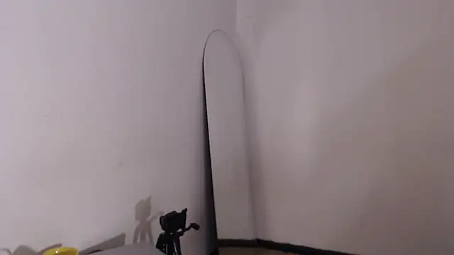 ValienteGirl  online show from 7, 4, 2026