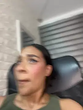 Little Amber6 online show from 8, 3, 2025