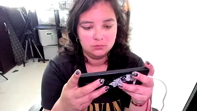 aika-dreams online show from 1, 12, 2025