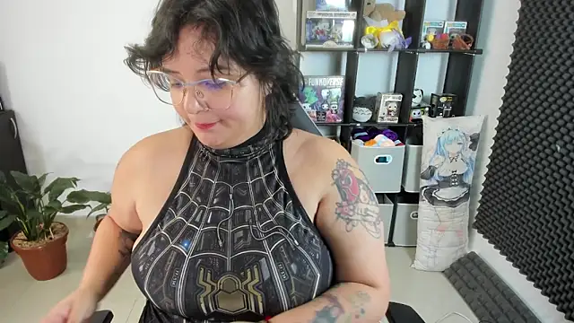 aika-dreams online show from 22, 2, 2025