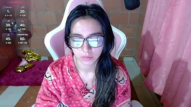 Maggie Fox3 online show from 22, 6, 2026