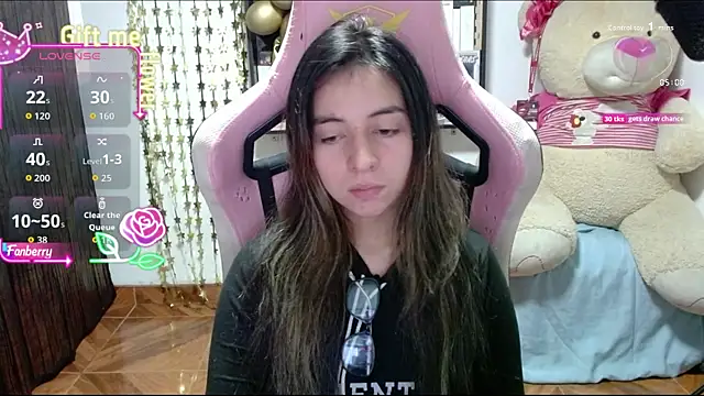 Maggie Fox3 online show from 3, 10, 2025