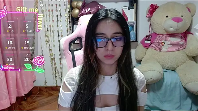 Maggie Fox3 online show from 27, 10, 2025