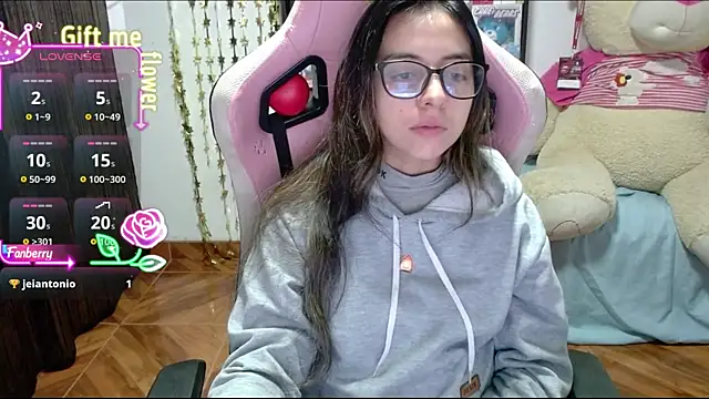 Maggie Fox3 online show from 18, 9, 2025