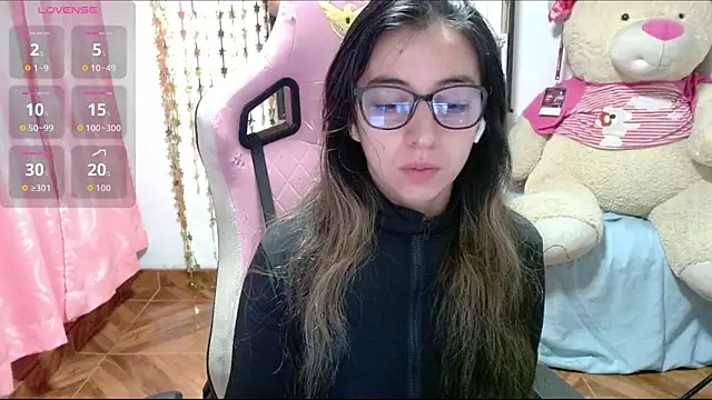 Maggie Fox3 online show from 24, 10, 2025