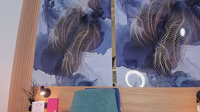 LEXA MURPHY online show from 22, 2, 2025