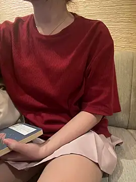 HinaLovely online show from 15, 2, 2025