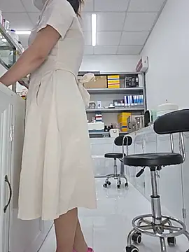 HinaLovely online show from 26, 5, 2026