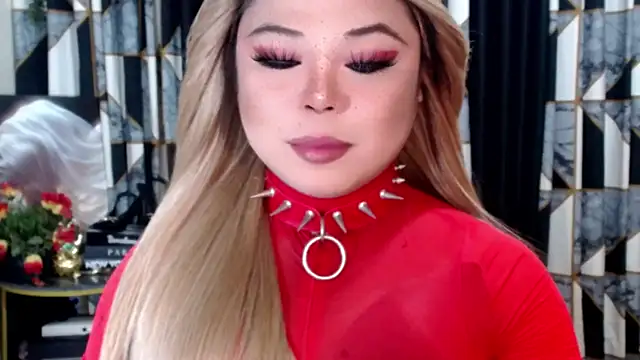 Snapshot of Mistress_DOMnicaaxx chatting on 18, 12, 2025 Mistress DOMnicaaxx online show from 18, 12, 2025