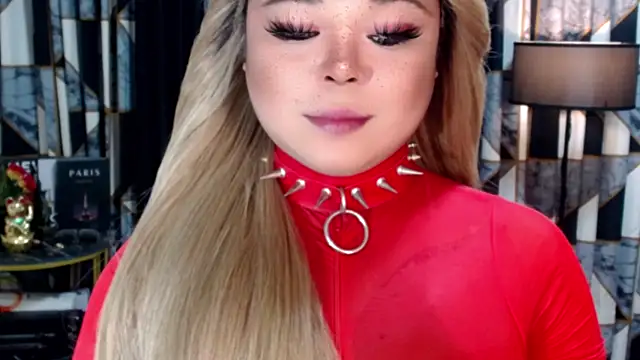 Snapshot of Mistress_DOMnicaaxx chatting on 26, 10, 2025 Mistress DOMnicaaxx online show from 26, 10, 2025