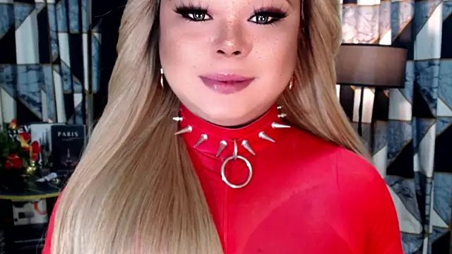 Snapshot of Mistress_DOMnicaaxx chatting on 25, 9, 2025 Mistress DOMnicaaxx online show from 25, 9, 2025