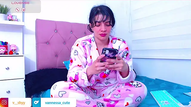 Vannessa  Shy online show from 28, 9, 2025