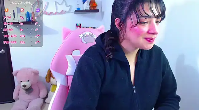 Vannessa  Shy online show from 5, 3, 2025