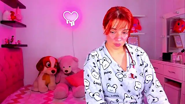 Snapshot of Vannessa__Shy chatting on 10, 7, 2026 Vannessa Shy online show from 10, 7, 2026