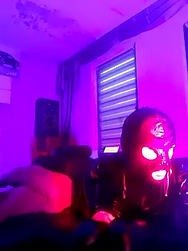 Crystalbitchx online show from 8, 2, 2025