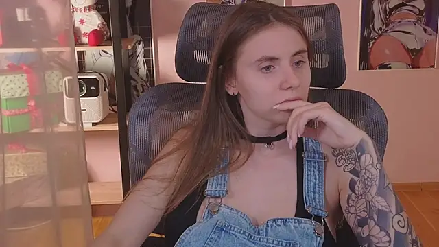  AnnaStark  online show from 5, 12, 2025