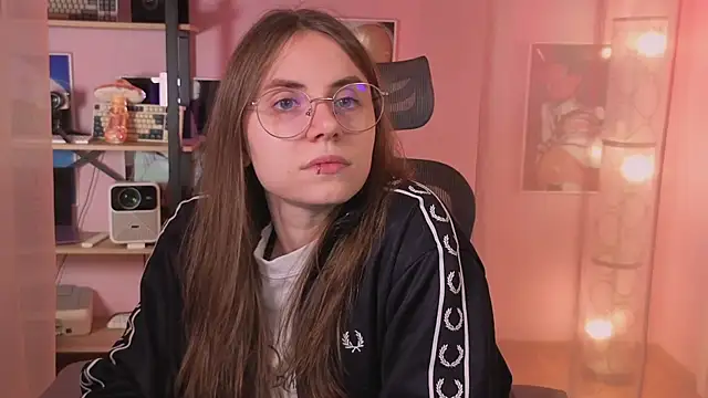 Snapshot of _AnnaStark_ chatting on 12, 6, 2026 AnnaStark online show from 12, 6, 2026