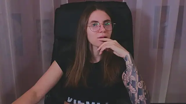  AnnaStark  online show from 14, 3, 2025