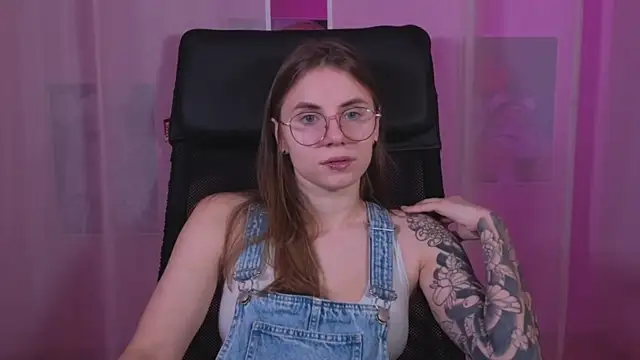  AnnaStark  online show from 15, 3, 2025