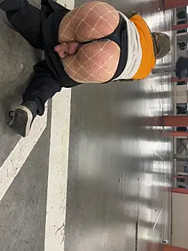 cocklover76287 online show from 7, 6, 2026