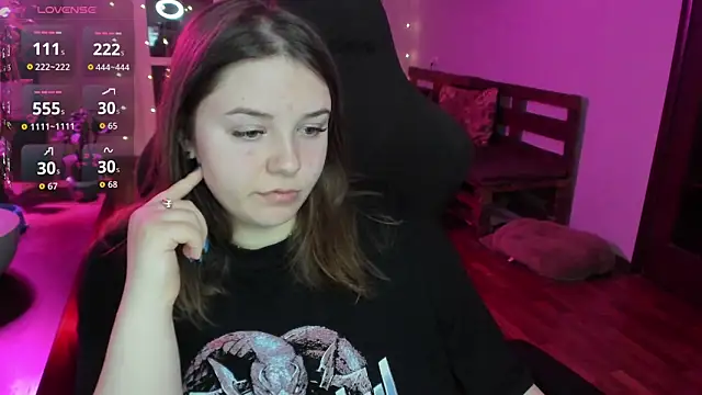 Snapshot of XNirvanaX chatting on 8, 2, 2026 XNirvanaX online show from 8, 2, 2026