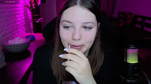 XNirvanaX online show from 15, 4, 2026