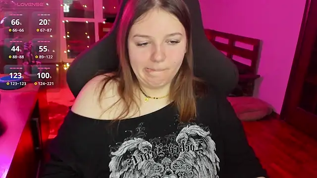 Snapshot of XNirvanaX chatting on 14, 2, 2026 XNirvanaX online show from 14, 2, 2026