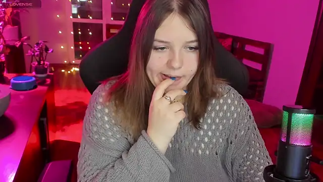 Snapshot of XNirvanaX chatting on 10, 2, 2026 XNirvanaX online show from 10, 2, 2026