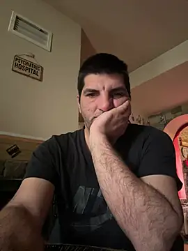 Snapshot of ilievmt84 chatting on 15, 4, 2026 ilievmt84 online show from 15, 4, 2026