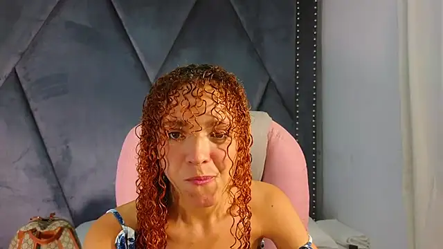 SexyLeilaa online show from 9, 3, 2025