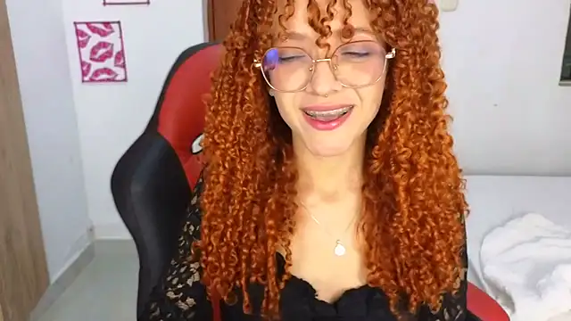 SexyLeilaa online show from 6, 1, 2026