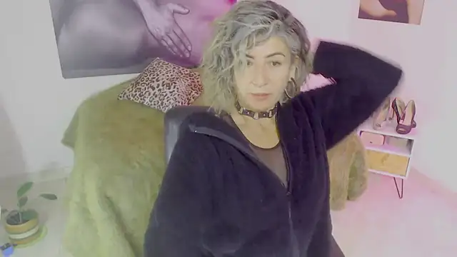 agnes blackmoree online show from 7, 12, 2024