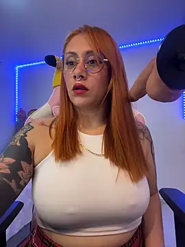 Luna Paris  online show from 10, 2, 2026