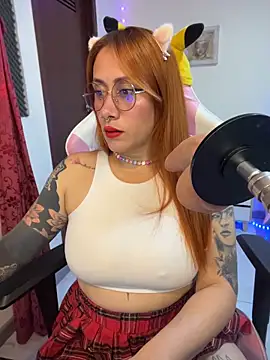 Snapshot of Luna_Paris_ chatting on 20, 6, 2026 Luna Paris online show from 20, 6, 2026