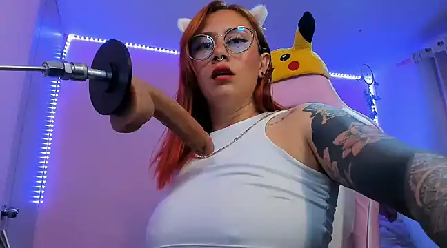 Luna Paris  online show from 18, 3, 2025