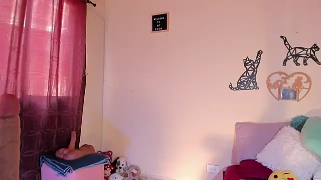 annyluna1 online show from 15, 10, 2025