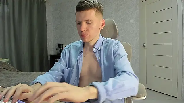 Snapshot of Bananas_dick chatting on 1, 3, 2026 Bananas dick online show from 1, 3, 2026