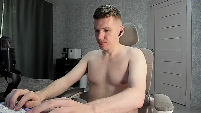 Snapshot of Bananas_dick chatting on 15, 7, 2026 Bananas dick online show from 15, 7, 2026