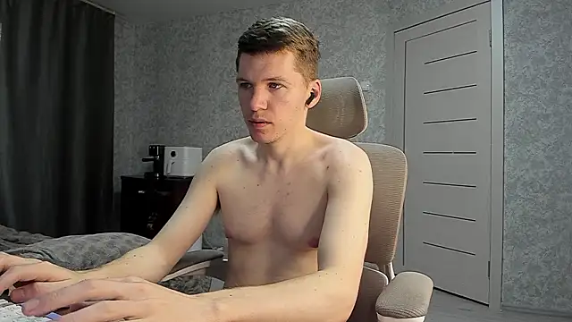 Bananas dick online show from 24, 3, 2026