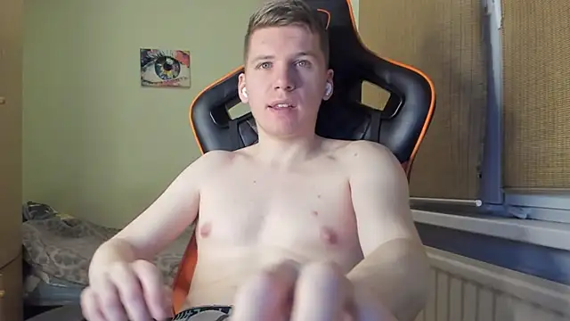 Snapshot of Bananas_dick chatting on 31, 12, 2024 Bananas dick online show from 31, 12, 2024