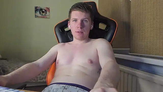 Snapshot of Bananas_dick chatting on 15, 12, 2024 Bananas dick online show from 15, 12, 2024