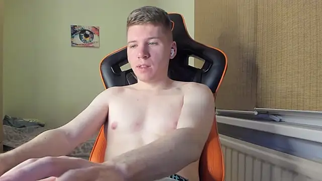 Snapshot of Bananas_dick chatting on 22, 12, 2024 Bananas dick online show from 22, 12, 2024