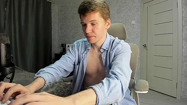 Snapshot of Bananas_dick chatting on 22, 6, 2026 Bananas dick online show from 22, 6, 2026