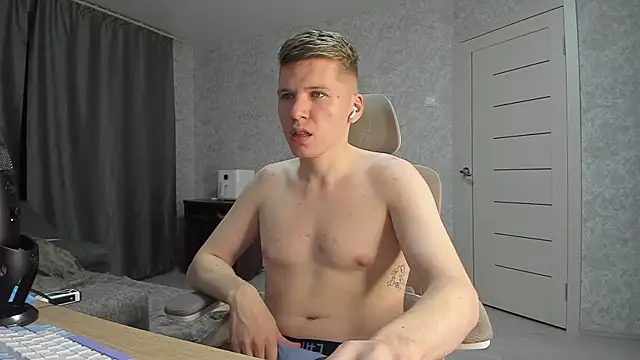 Snapshot of Bananas_dick chatting on 5, 12, 2025 Bananas dick online show from 5, 12, 2025