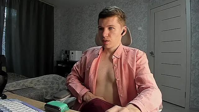 Bananas dick online show from 21, 3, 2026