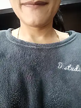 Beautiful xxo online show from 12, 3, 2025