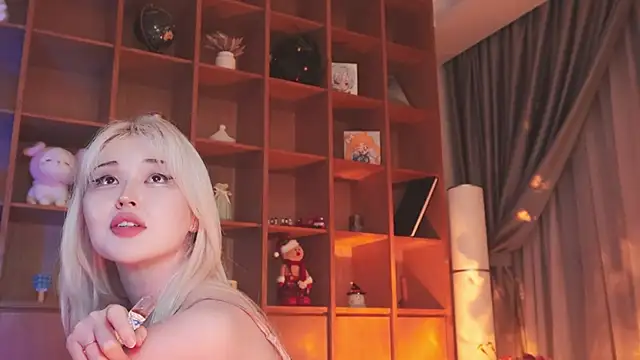 hyun chia online show from 15, 10, 2025