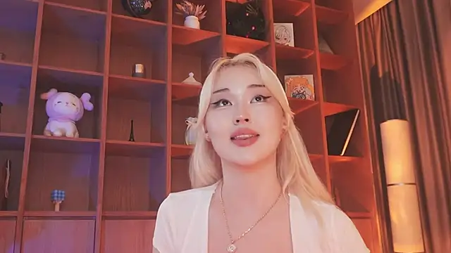 hyun chia online show from 19, 10, 2025