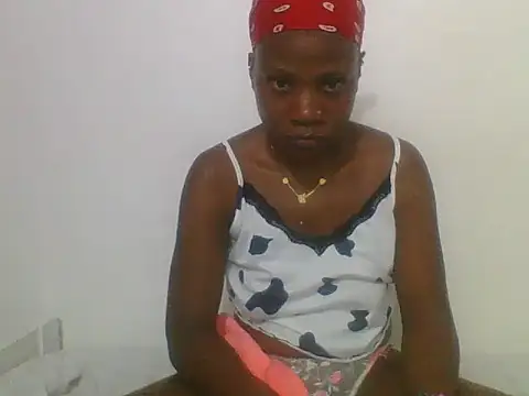 Sweetbaby004 online show from 13, 10, 2025